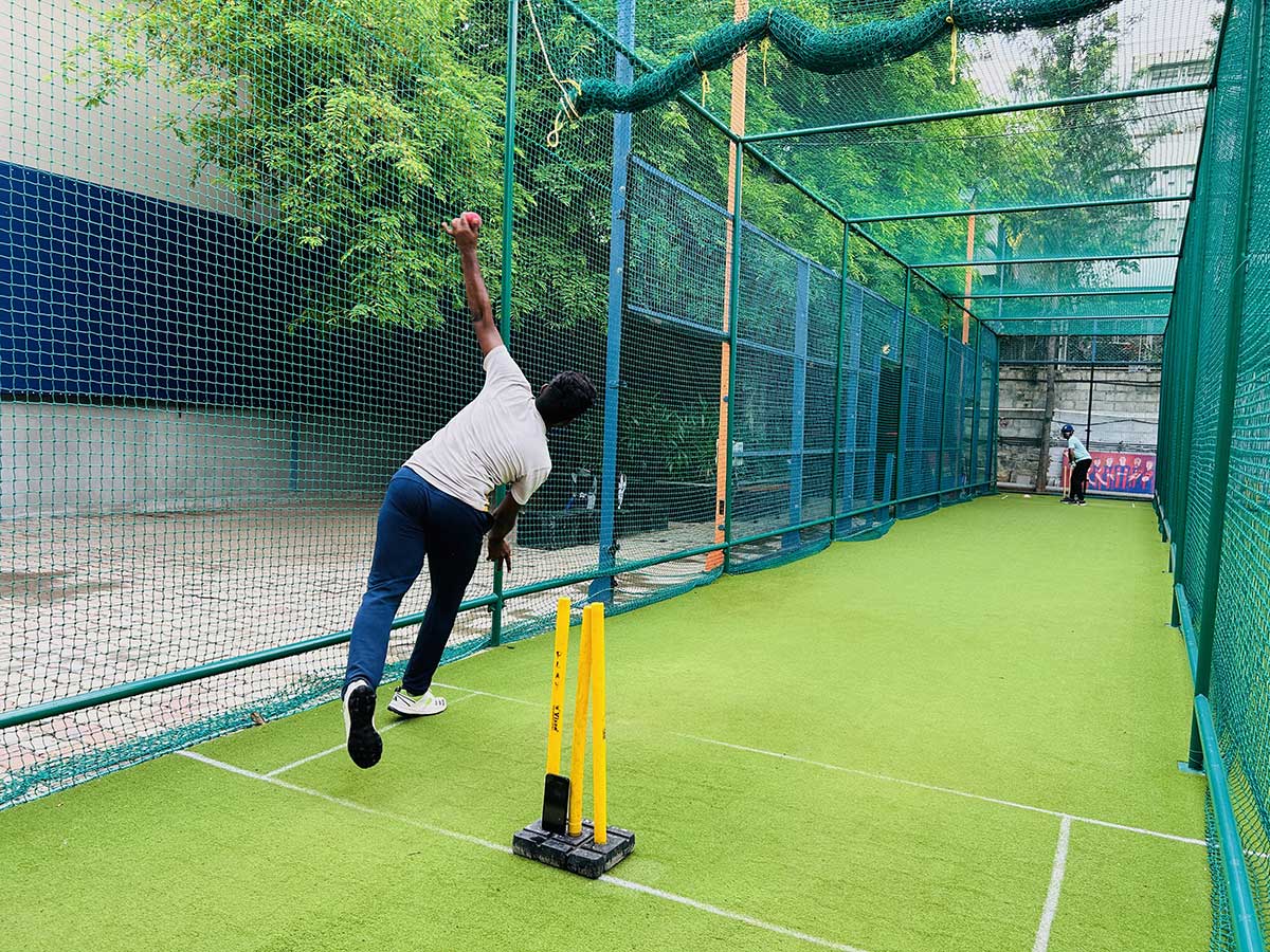 Sports net for cricket practice